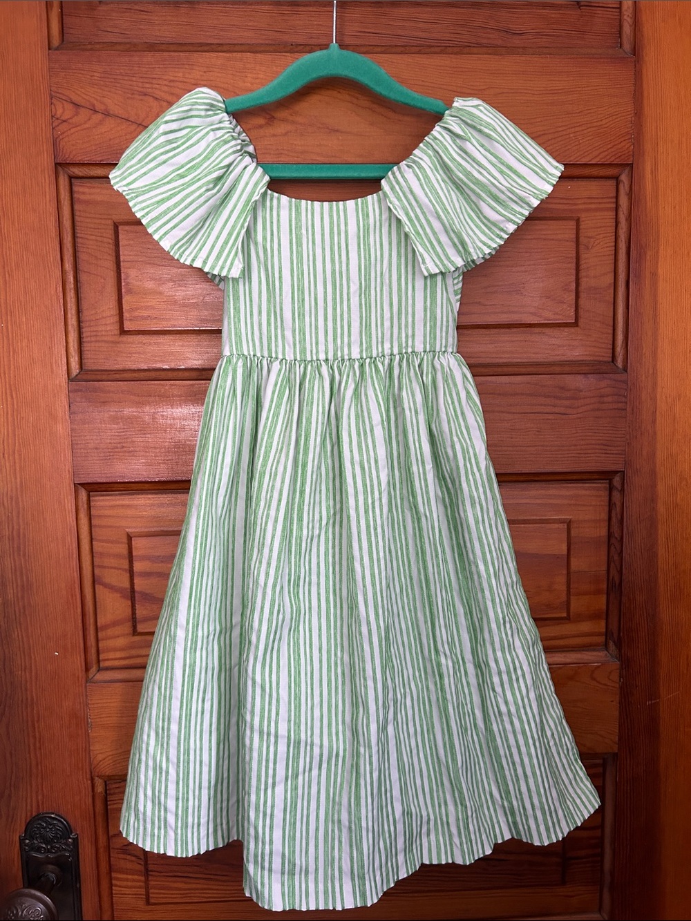 iris & ivy Green and White Striped Puff-Sleeve Dress